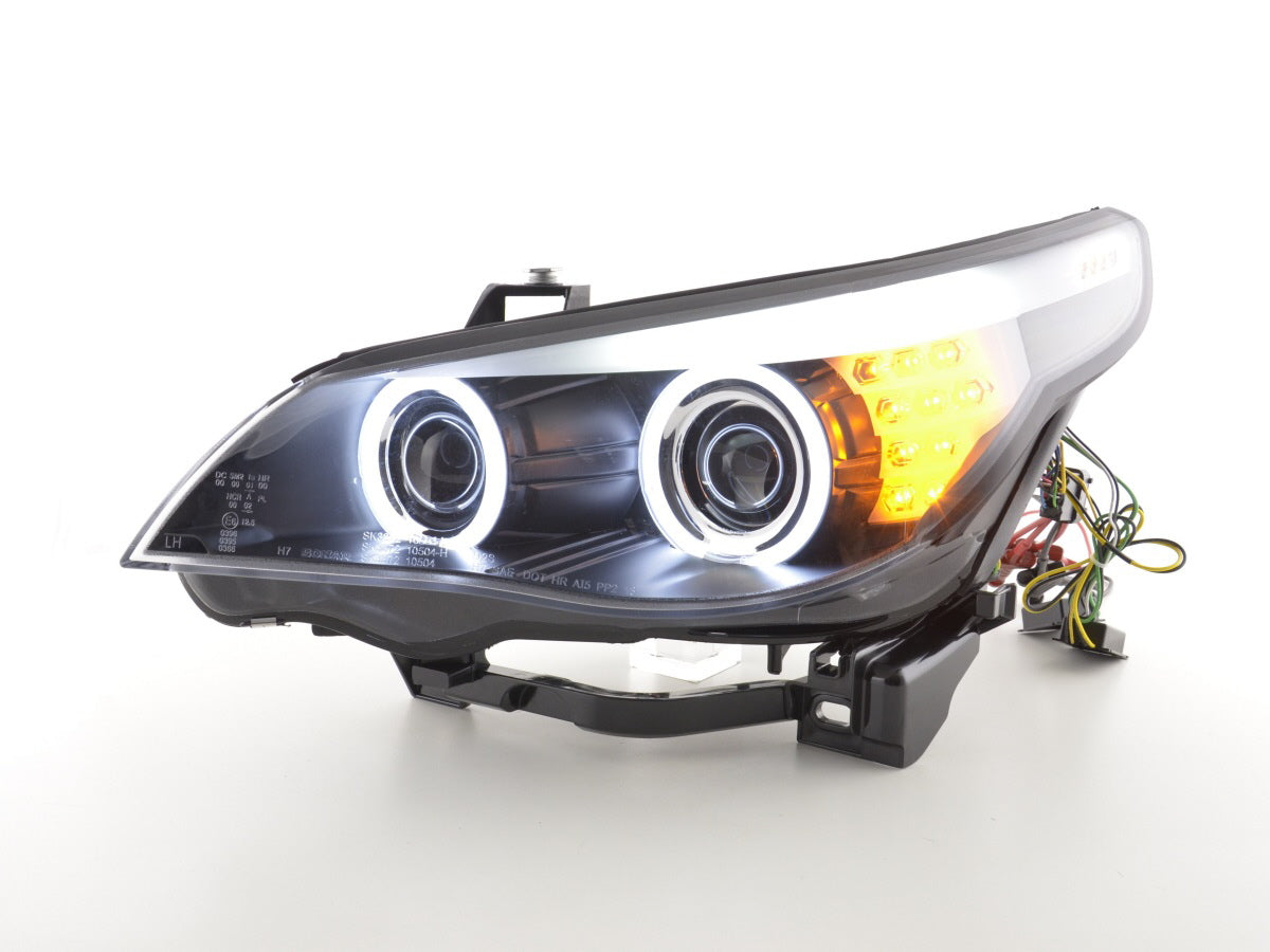 Scheinwerfer Set Xenon Angel Eyes CCFL BMW 5er E60/E61 03-04 schwarz für Rechtslenker Scheinwerfer Set Xenon Angel Eyes CCFL BMW 5er E60/E61 03-04 schwarz für Rechtslenker